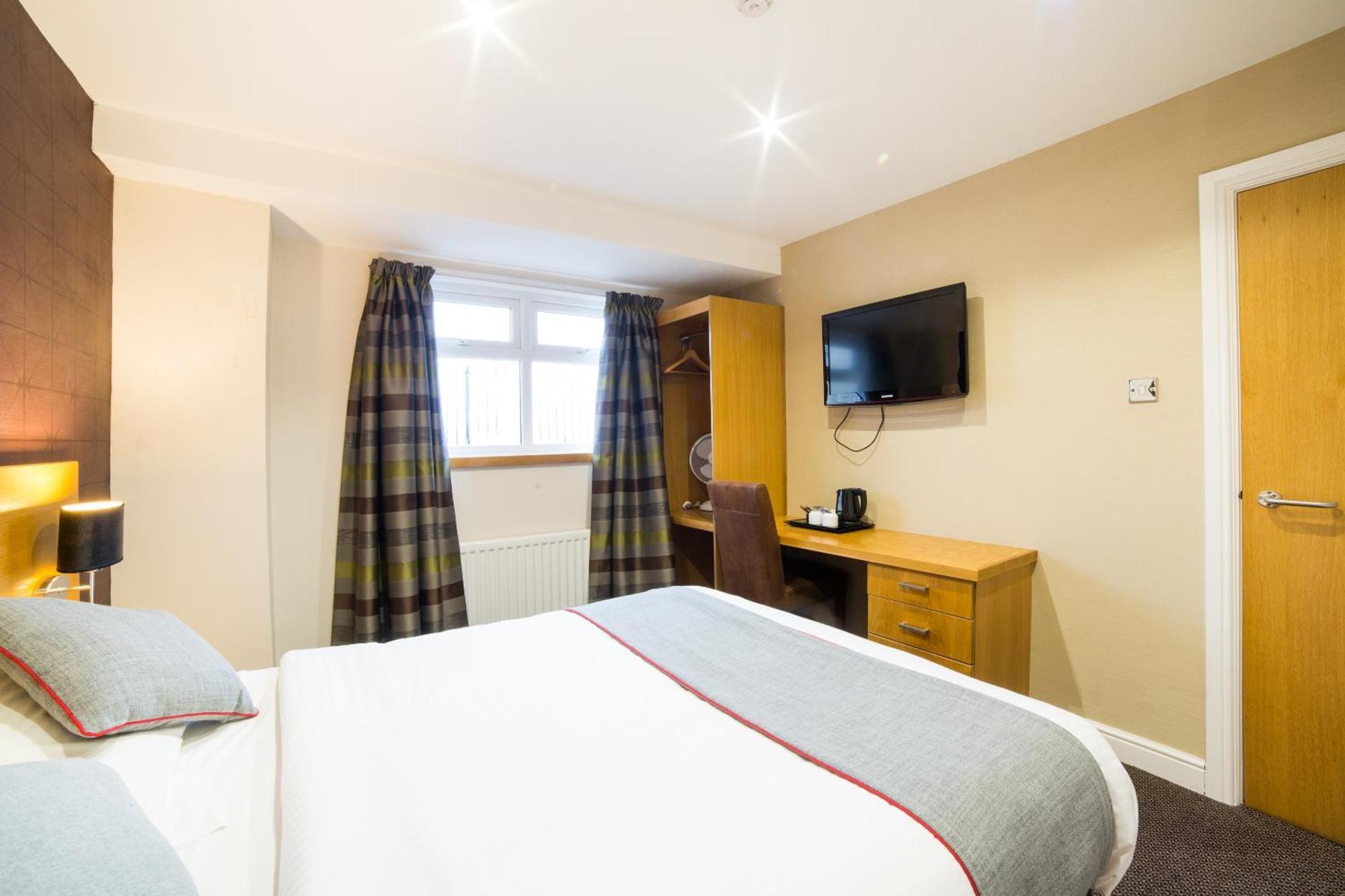 Oyo Imperial Hotel Barrow-in-Furness Dış mekan fotoğraf